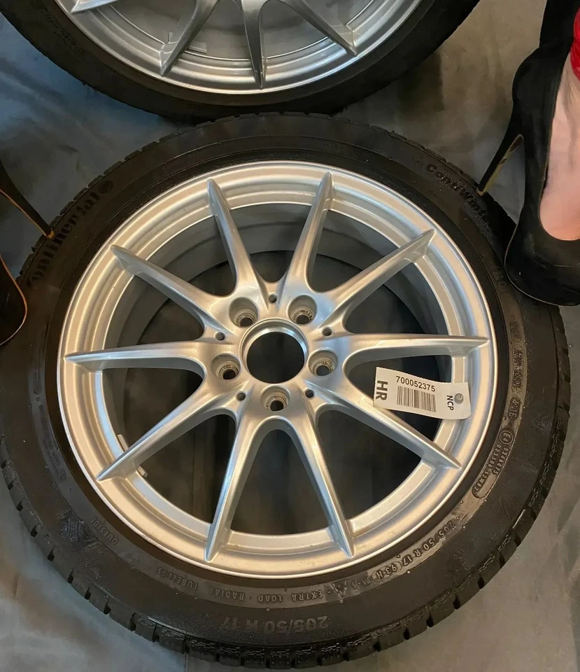 Orig. Mercedes  17 Zoll A- B- CLA Klasse  W176 W246 C117 Winterräder A2464010102 - Bild 2 von 4