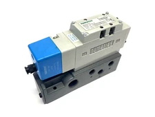 Numatics I12BA43AMP00061 Solenoid Valve & Base