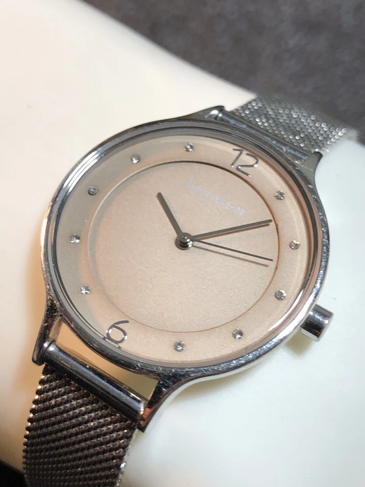 Женские часы SKAGEN Anita серебристые нержавеющая сталь SKW2649 бежевый циферблат с драгоценными камнями - Изображение 2 из 4