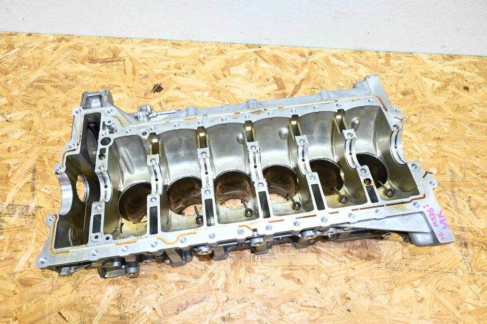 BMW F23 1 3 5 6 7 Series M235i N55 Motor Cilindro Superior Bloque Desnudo OEM Foto 4 de 4