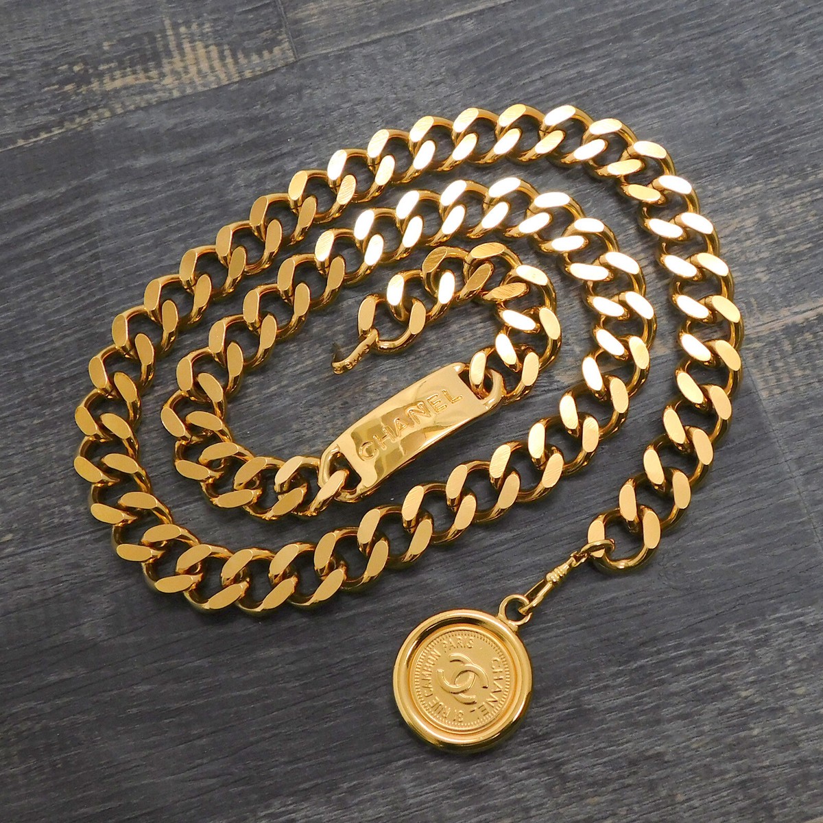 CHANEL Gold Plated CC Logos Medal Charm Vintage Chain Belt