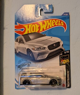 Hot Wheels Jaguar XR SV Project 8 6/10 Night Burnerz 171/250