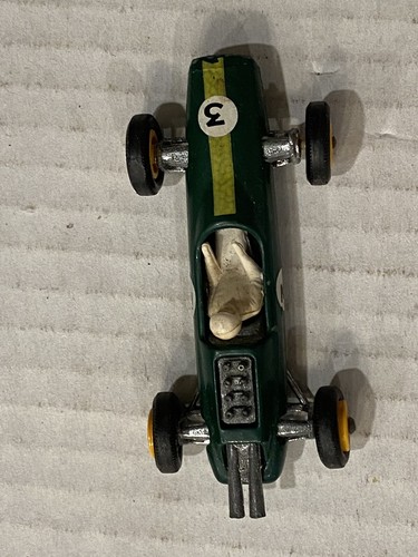 LESNEY MATCHBOX NO. 19 LOTUS RACING CAR - Picture 6 of 9