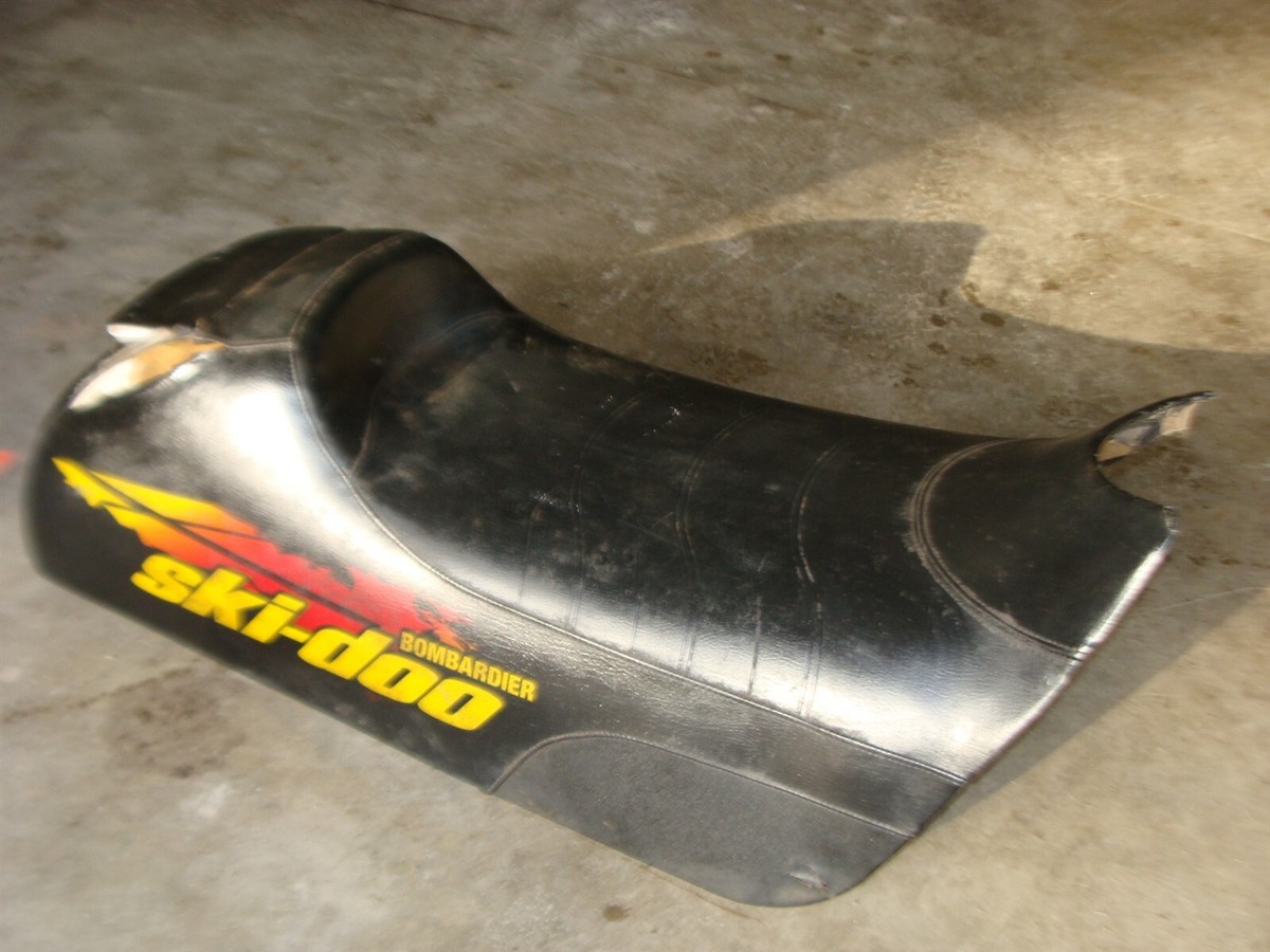 2000 SKI DOO MXZ mxzX 440 600 700 zx chassis seat complete base