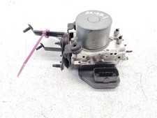 18 Infiniti Q50 3.0L ABS Brake Pump RWD OEM 476604GU5A