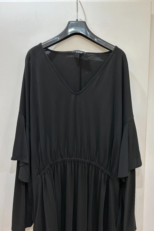Schwarzes  Kleid Gr. M/L COS neuwertig - Bild 3 von 4