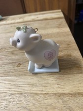 Adorable porcelain Precious Moments pig Ornament figurine