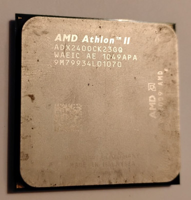 AMD/Athlon II X2 240/2.8GHz/ADX2400CK23GQ/CPU/Socket AM2+ AM3/K10/Regor/938 Pin