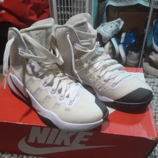 Nike Zoon Hyperdunk Hightop Women?s Shoes 844391-110 Size UK 3.5 White VGC