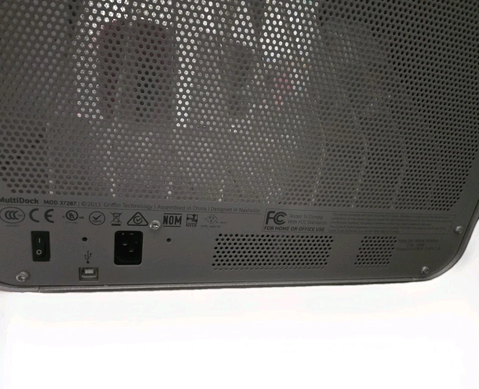 Cargador MULTI Dispositivo Griffin Case (Funcionando) Foto 4 de 4