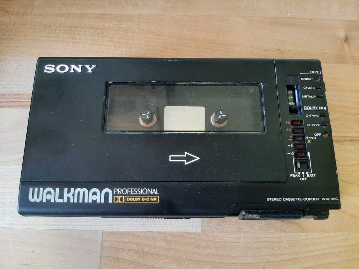 SONY WALKMAN WM-D6C用　純正 革ケース 希少品 SONY WM-D6C 専用革製カバー ウォークマン