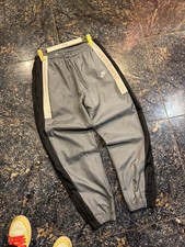 VINTAGE NIKE TRACK PANTS M