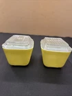 VTG. PYREX Bright YELLOW Refrigerator Dish 501  B