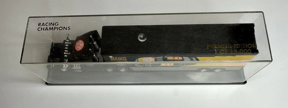 Camión de juguete NASCAR Texaco Havoline Racing Ford Davey Allison en estuche Foto 2 de 3