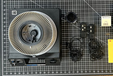 Kodak Carousel 4600 Projector Kit - Tested  Working - w/Remotes and Slide Tray