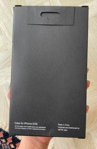 IPHONE 5/5S Moschino cover, brand new in box - Picture 2 of 2