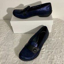 Dansko Olena Blue Metallic Suede Flats Women  s Size 38 EU US 7.5-8 