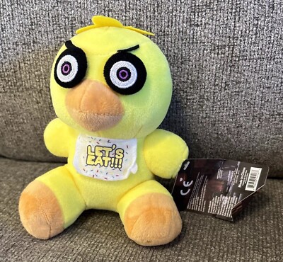 CHICA Let s Eat FNAF Five Nights at Freddys Plush 2016 W/ Tags HAS WEAR READ!