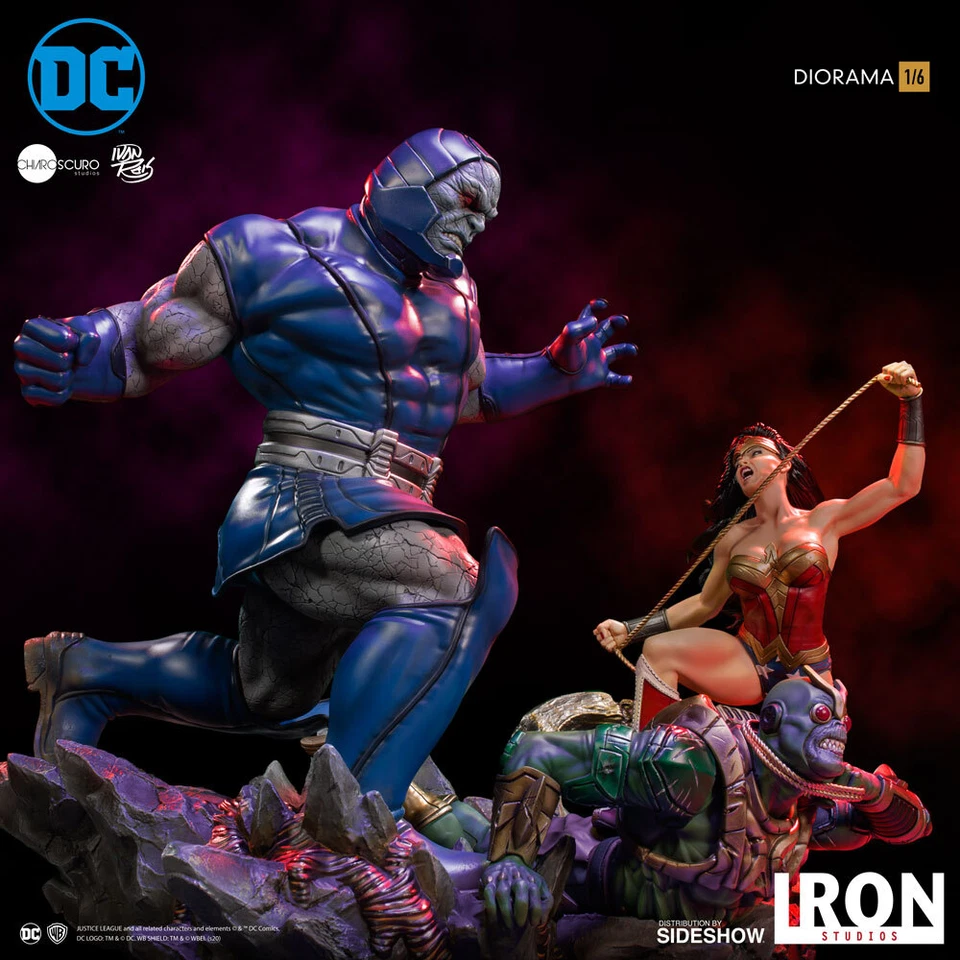 Wonder Woman VS Darkseid 1/6 Diorama Statue Iron Studios