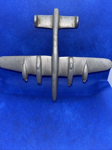WW2 Alloy Model Of A RAF Handley Page Halifax Bomber. World War 2. Trench Art - Picture 4 of 5