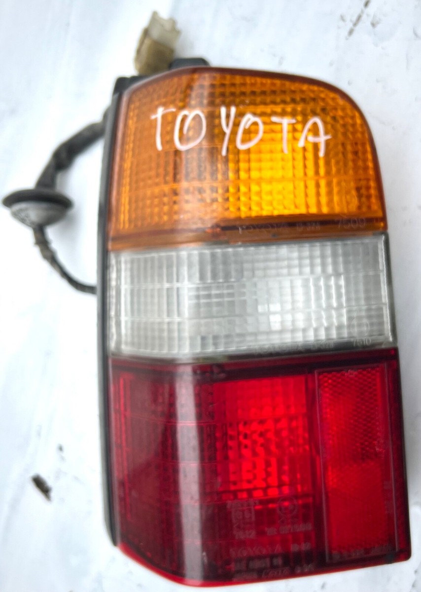Toyota Corolla 1989 EE98 Rear Light Left Side LH Koito 33-08203