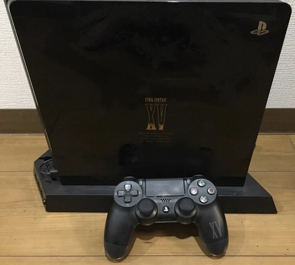 PlayStation 4 Console System FINAL FANTASY XV LUNA EDITION 1TB PS4 - Photo 4/4