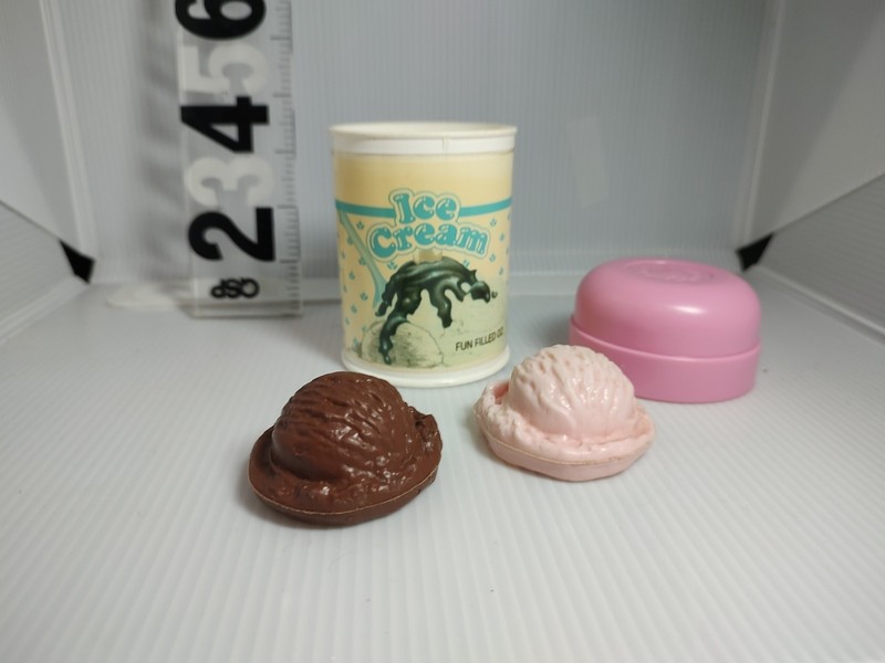 1987 Fisher Price Ice Cream Fun With Food Chocolate Strawberry 
