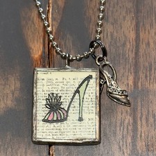 Cute Silver High Heel Pendant Necklace with Shoe Lover Charm on Script
