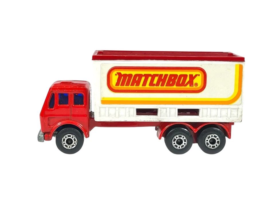 Matchbox Lesney Superfast MB42 'Matchbox' Mercedes Container Truck w/K Box - Image 2 of 4