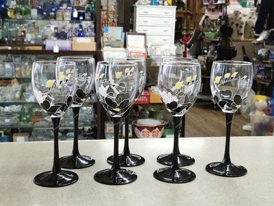 7 LUMINARC France Anais Black Stemmed 7.25'' Wine Glasses 