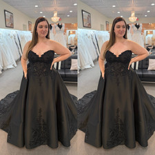 Plus Size Black Wedding Dresses Appliques Sweetheart Sweep Train Bridal Gowns
