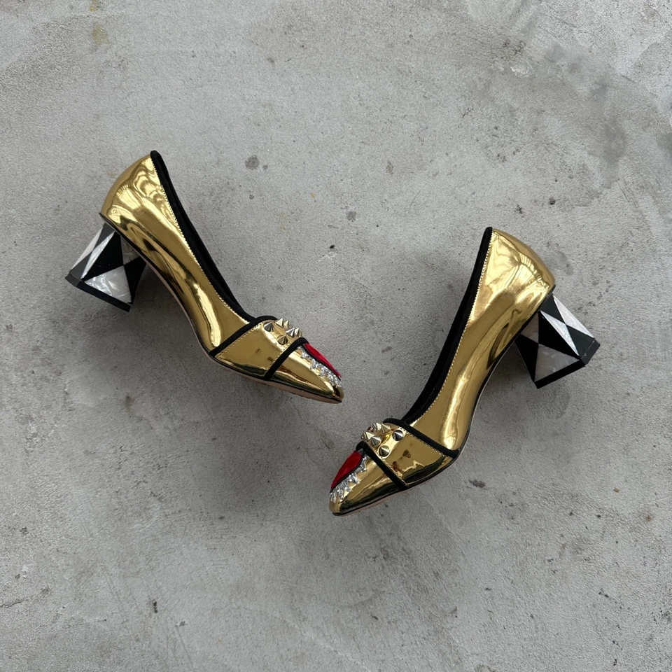 Zapatos de tacón Dolce & Gabbana de cuero laminado dorado adornado Jackie talla 36 Foto 3 de 4