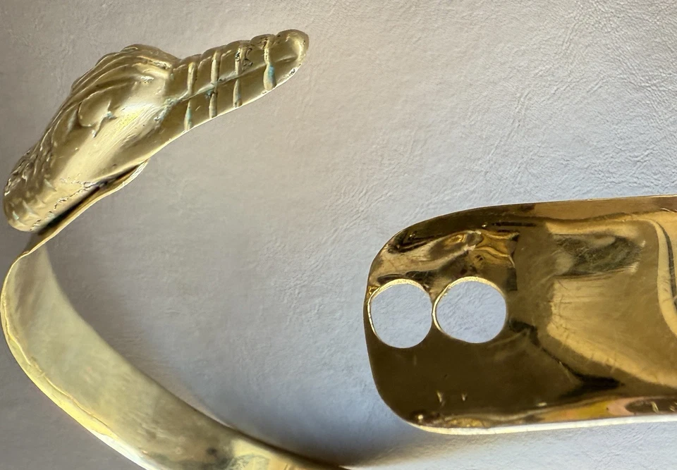 "Cinturón con forma de cabeza de serpiente de dragón de cocodrilo de metal de latón vintage 26""" Foto 4 de 4