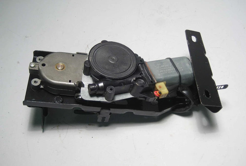 BMW E36 Convertible Plegable Superior Compartimento Tapa Motor 1994-1999 OEM USADO Foto 3 de 4