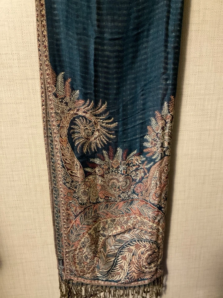 Mantón/envoltura tejido a mano con flecos sin marca talla única se adapta a la mayoría beige aguamarina Foto 3 de 4