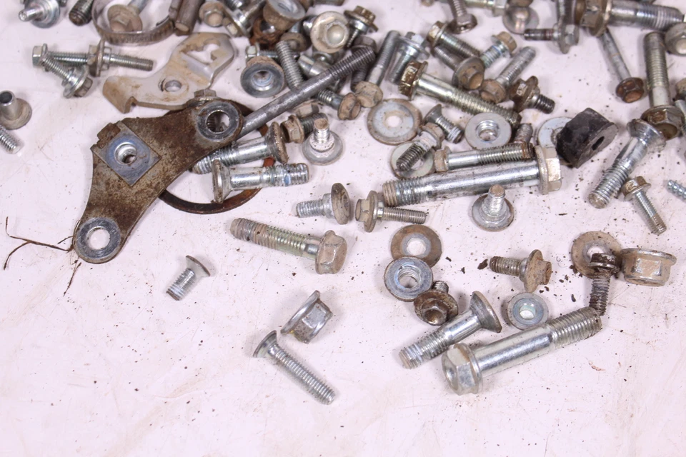 Husqvarna Te 511 2011 kit de pernos y herrajes de chasis/tuercas de marco arandelas tornillos Foto 3 de 4