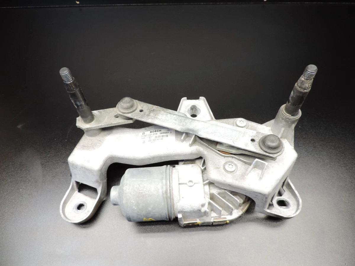 OEM Genuine 07-13 Mercedes w216 CL63 AMG Windshield Wiper Assembly  