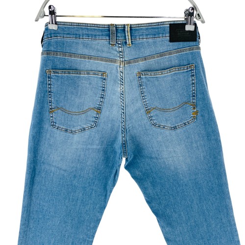 Camel Active WOODSTOCK Mens Light Blue Relaxed Straight Fit Jeans Size W32 L32 - Picture 4 of 14