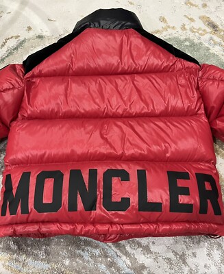 MONCLER ケース レッド＆レッド＆ネイビー　３個セット　非売品 MONCLER コインケース レッド＆レッド＆ネイビー 3個セット 非売品