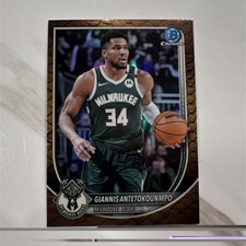 Topps Bowman Chrome 2025-26 Giannis Antetokounmpo Reptile Refractor #BCV-80