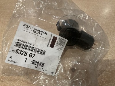GENUINE CITROEN C3 C4 PICASSO RIGHT FOLDING REAR MIRROR RH SILL LAMP 6325G7