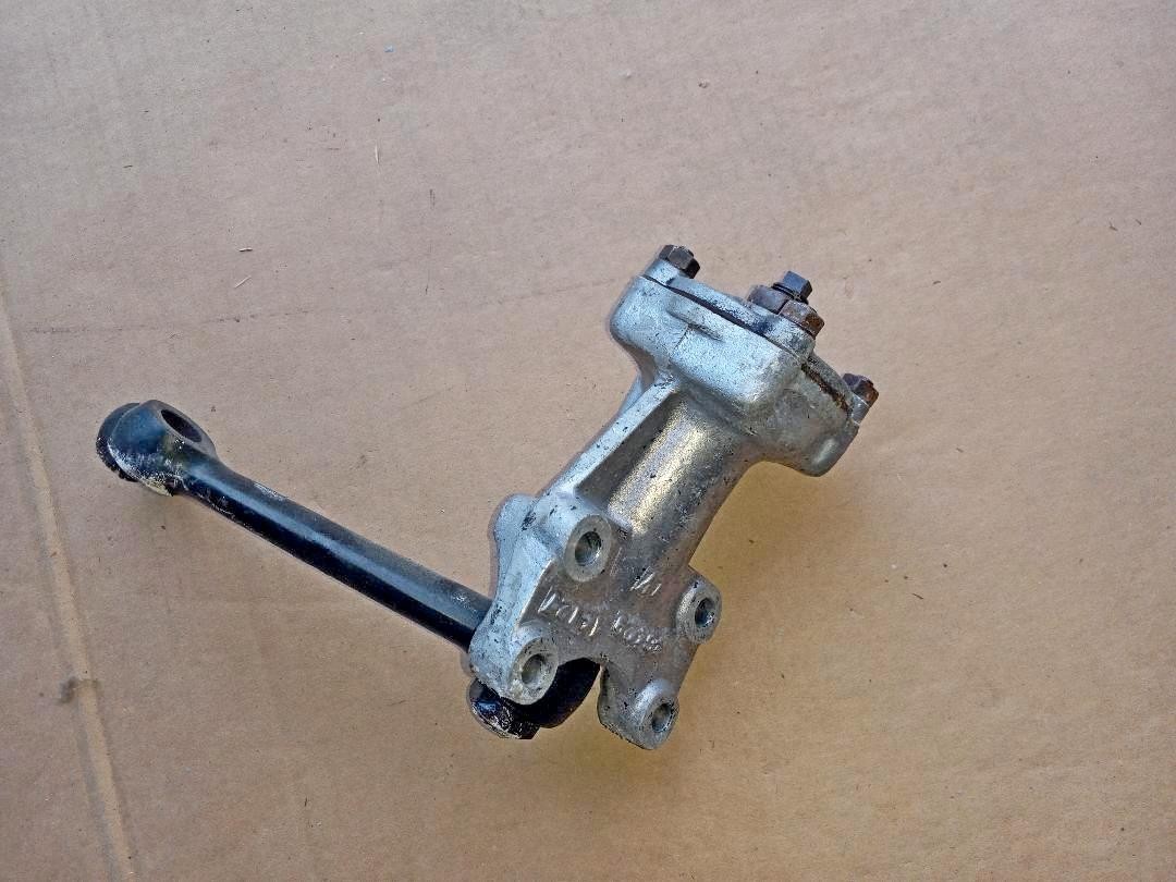 Maserati 3500GT, GTI, Sebring, Mistral , Ghibli-LHD manual steering idler box