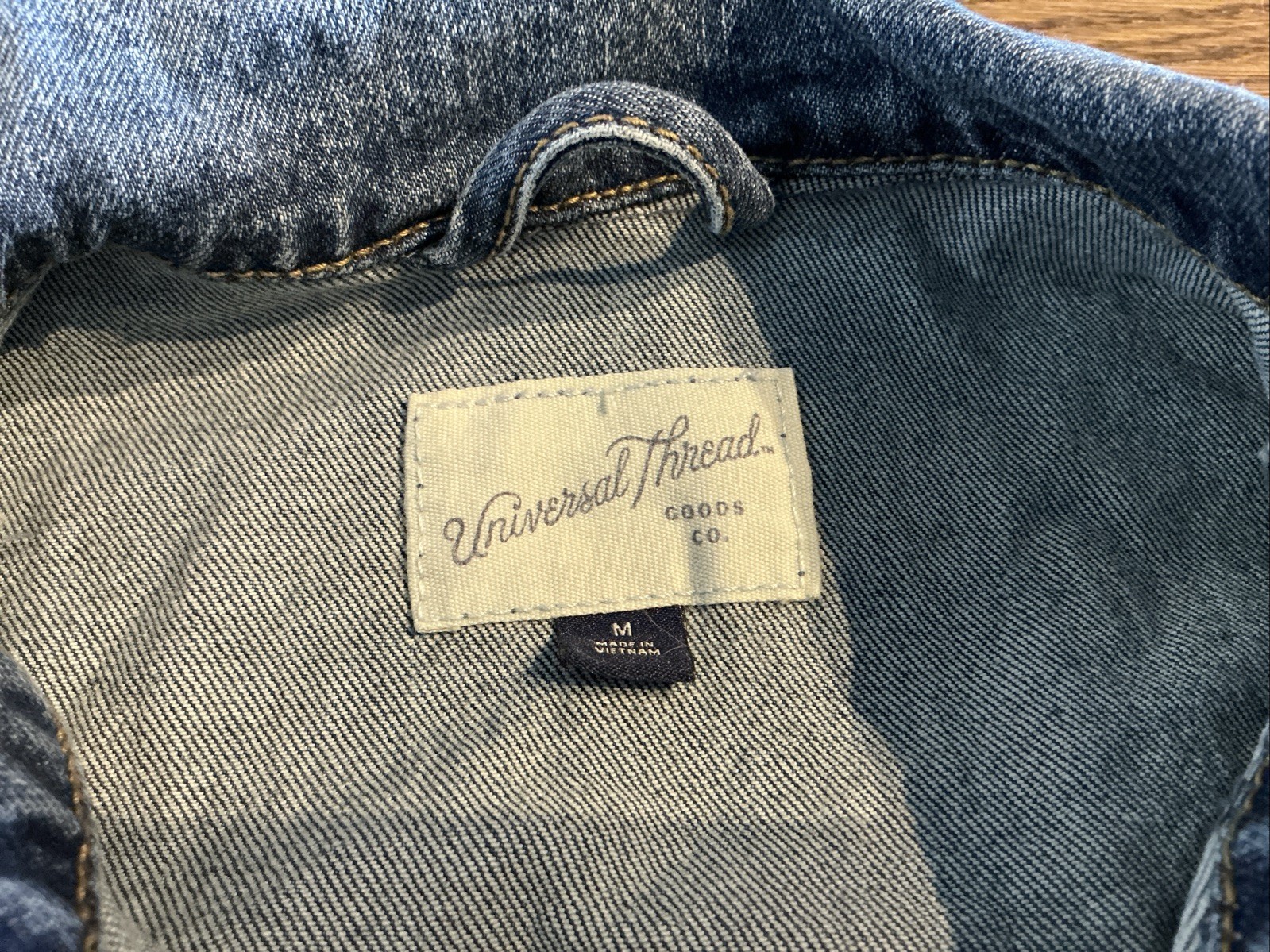 UNIVERSAL THREAD Waist Length Button Down Denim J… - image 12