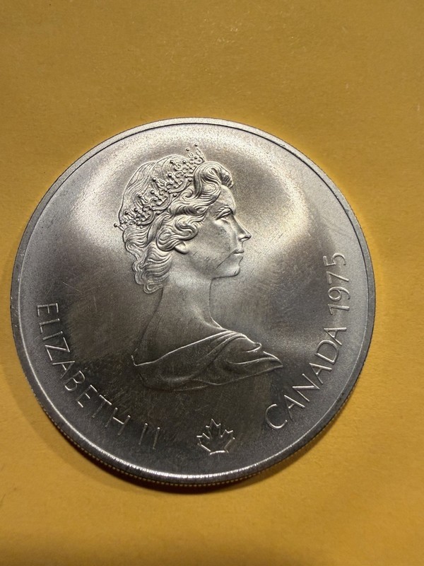 1975 Canada silver $5 Dollar Olympics "Marathon Runner" mint condition 