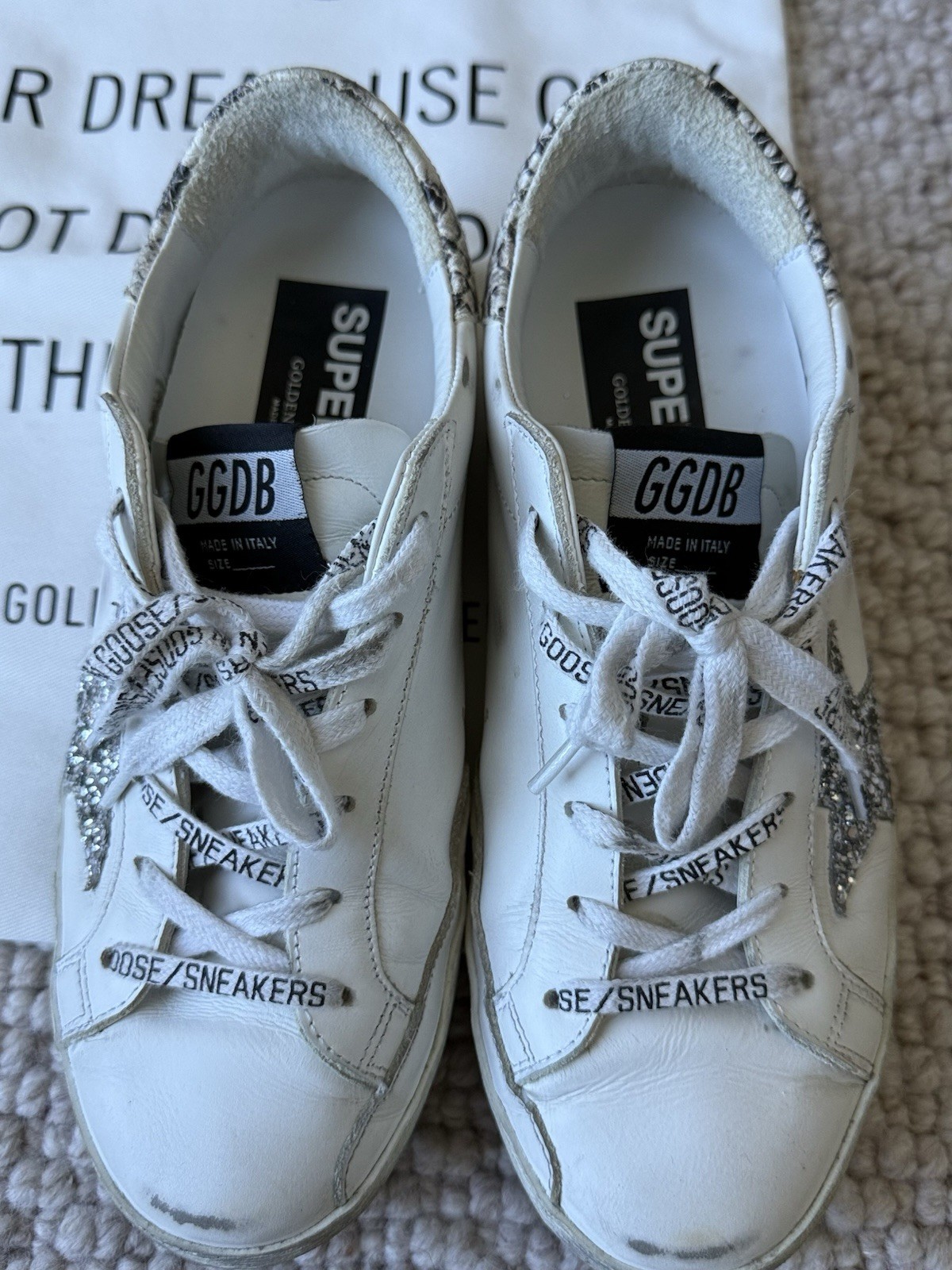 Golden Goose Super-Star White/Silver Leather Snakeskin Star Low Top EU37 US7