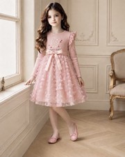 New Girls Sanrio Hello Kitty Long Sleeve Dress. Size 9/10