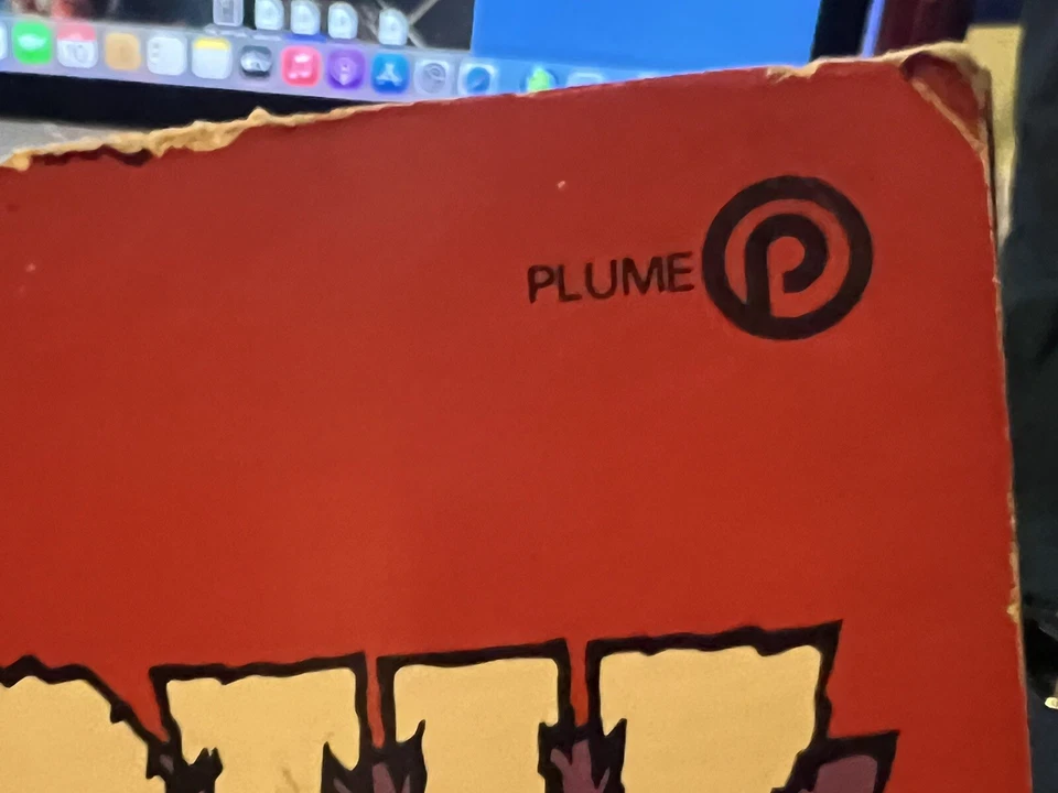 STEPHEN KING FIRST PRINTING CREEPSHOW COMIC WITH 8 UPSIDE DOWN PAGES RARE ERROR - Image 4 of 4