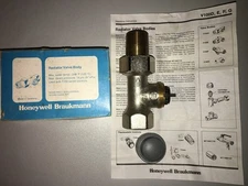 Honeywell Inc. V100D1034 Thermo Radiator Valve Straight 3/4" Threaded Inlet 