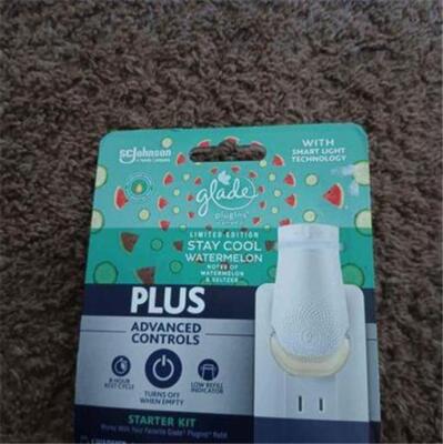 Glade PlugIn Plus Air Freshener Starter Kit Cool Watermelon, 0.67 Fl Oz LIMITED