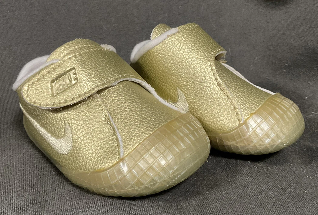 Nike Little Toddlers Baby Infant Gold 3C Shoes 645126 900 Hook and